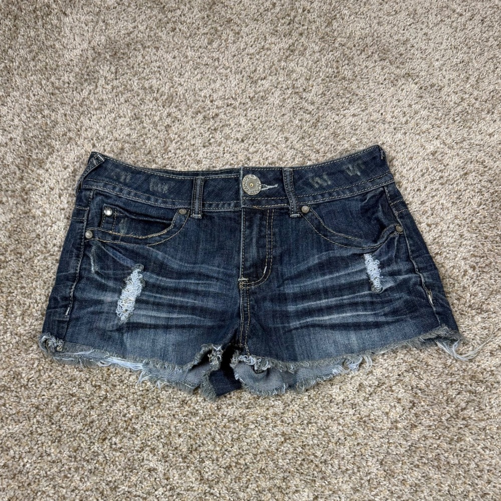Almost Famous Distressed Denim Shorts Size 5 Y2K Low Rise Dark Wash Festival